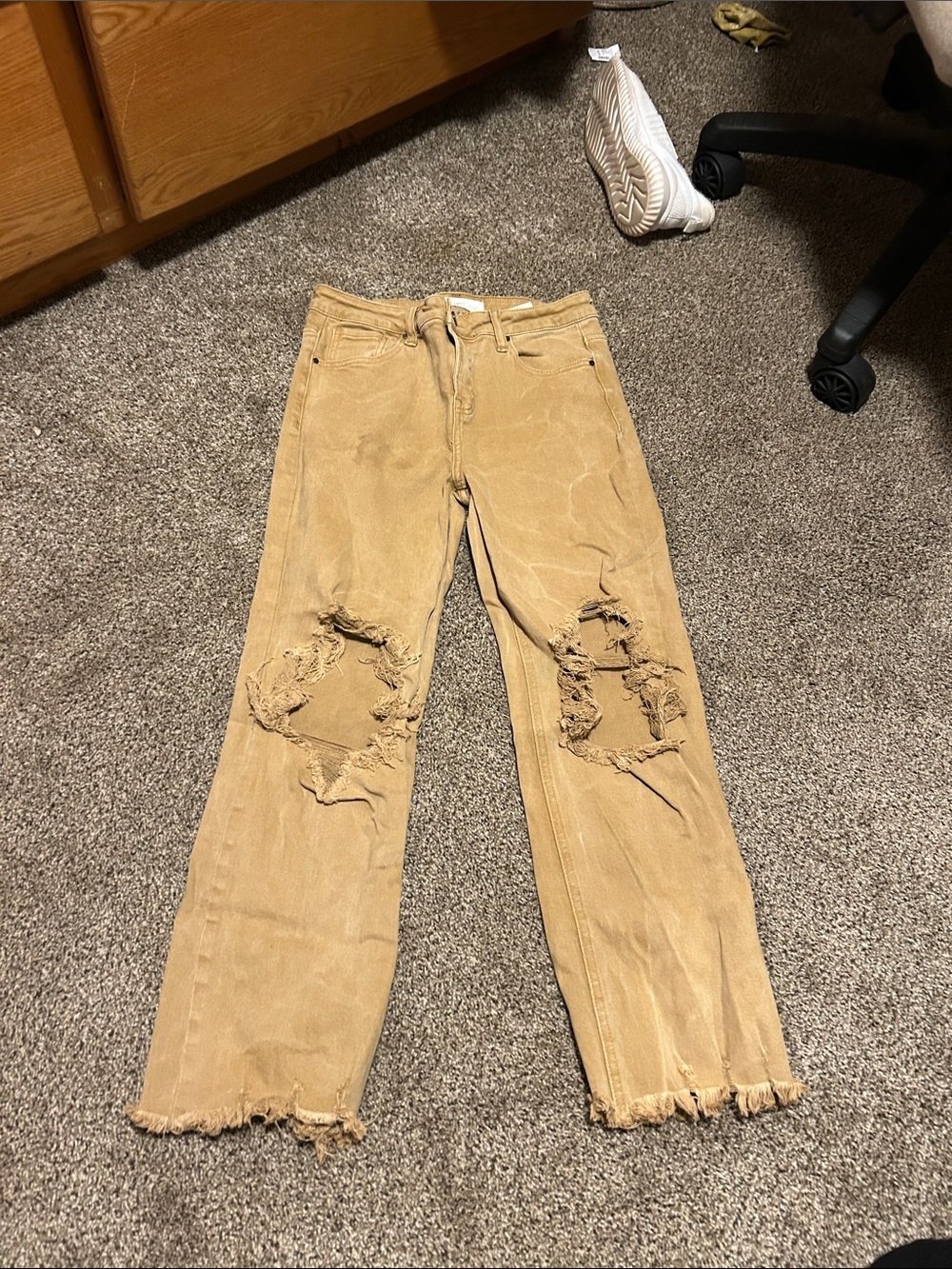 Women’s Straight-Leg Distressed Tan Jeans